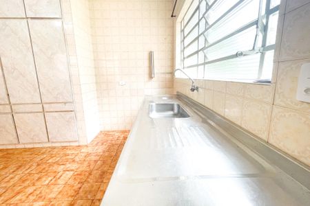 Casa à venda com 110m², 2 quartos e 1 vaga Casa à venda com 110m², 2 quartos e 1 vagaCozinha