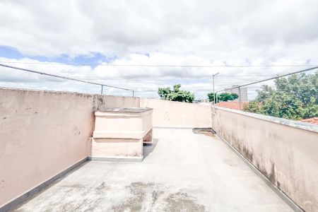 Casa à venda com 110m², 2 quartos e 1 vaga Casa à venda com 110m², 2 quartos e 1 vagaRooftop