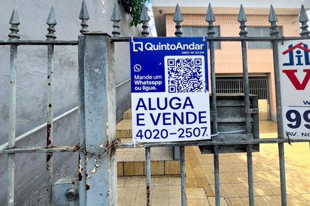 Casa à venda com 110m², 2 quartos e 1 vaga Casa à venda com 110m², 2 quartos e 1 vagaPlaquinha