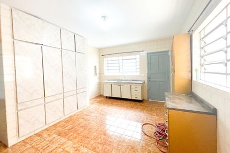 Casa à venda com 110m², 2 quartos e 1 vaga Casa à venda com 110m², 2 quartos e 1 vagaCozinha