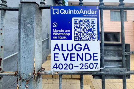 Casa à venda com 110m², 2 quartos e 1 vaga Casa à venda com 110m², 2 quartos e 1 vagaPlaquinha