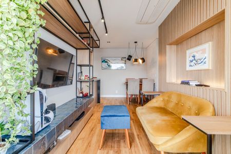 Apartamento à venda com 60m², 2 quartos e 2 vagasSala