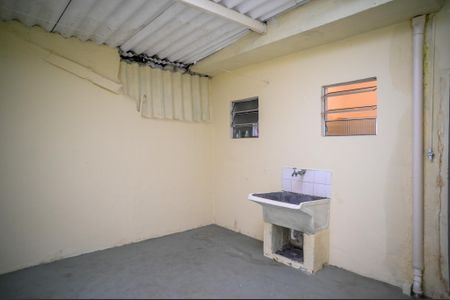 Casa para alugar com 50m², 1 quarto e sem vaga Casa para alugar com 50m², 1 quarto e sem vagaÁrea de Serviço