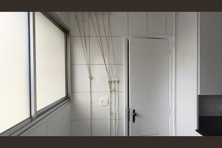 Apartamento para alugar com 60m², 2 quartos e 1 vagaÁrea de Serviço