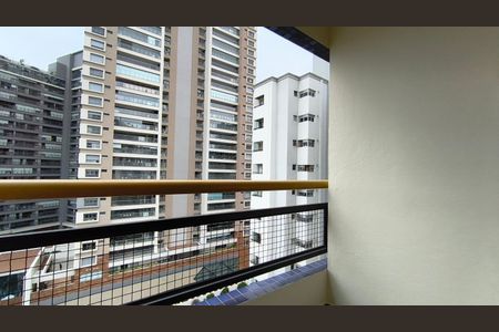 Apartamento para alugar com 60m², 2 quartos e 1 vagaVaranda
