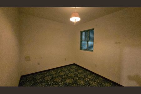 Casa à venda com 200m², 4 quartos e 6 vagas