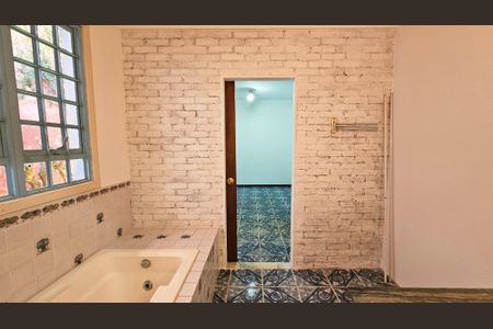 Casa à venda com 200m², 4 quartos e 6 vagas