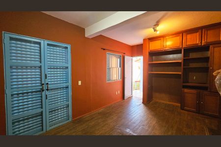 Casa à venda com 200m², 4 quartos e 6 vagas