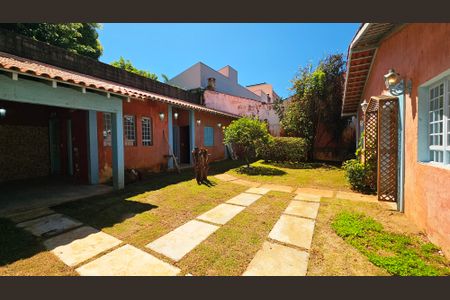 Casa à venda com 200m², 4 quartos e 6 vagas