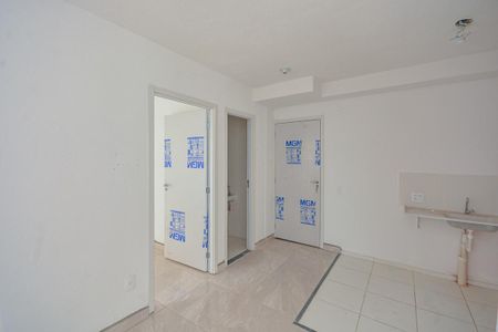 Apartamento para alugar com 2 quartos, 34m² em Veleiros, São Paulo