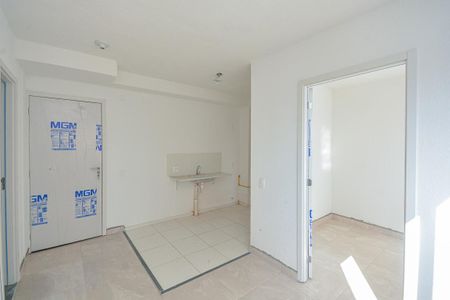 Apartamento para alugar com 2 quartos, 34m² em Veleiros, São Paulo