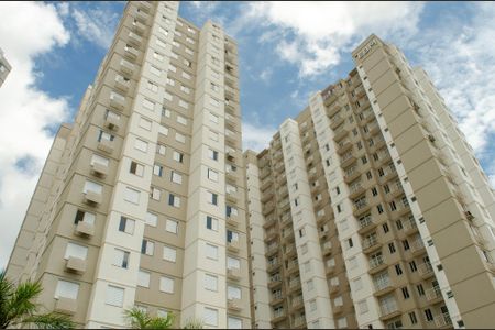 Apartamento para alugar com 65m², 2 quartos e 1 vaga