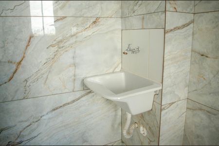 Apartamento para alugar com 2 quartos, 65m² em Fazenda Crimeia Caveiras, Goiânia