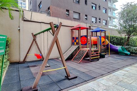 Apartamento à venda com 110m², 2 quartos e 2 vagasÁrea comum - Playground