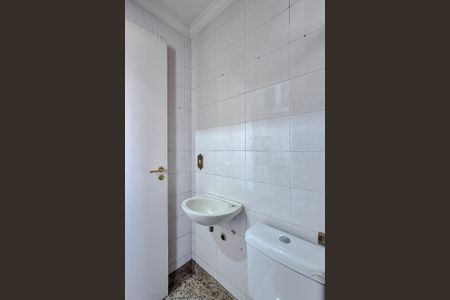 Apartamento à venda com 110m², 2 quartos e 2 vagasBanheiro de serviço