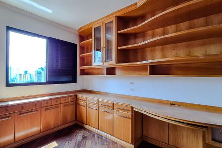 Apartamento à venda com 110m², 2 quartos e 2 vagasQuarto 3