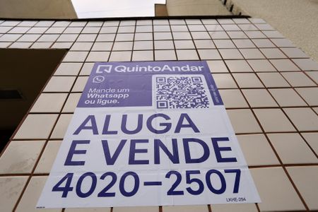 Apartamento à venda com 65m², 2 quartos e 1 vaga Apartamento à venda com 65m², 2 quartos e 1 vagaPlaquinha