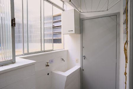 Apartamento à venda com 65m², 2 quartos e 1 vaga Apartamento à venda com 65m², 2 quartos e 1 vagaÁrea de Serviço