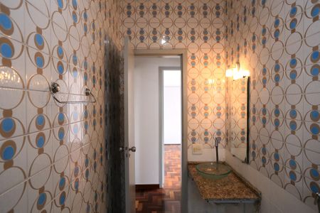 Apartamento à venda com 65m², 2 quartos e 1 vaga Apartamento à venda com 65m², 2 quartos e 1 vagaBanheiro