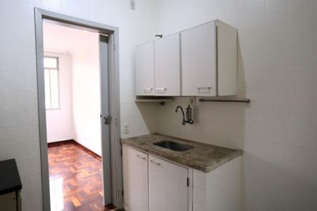 Apartamento à venda com 65m², 2 quartos e 1 vaga Apartamento à venda com 65m², 2 quartos e 1 vagaCozinha