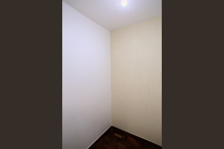 Apartamento à venda com 65m², 2 quartos e 1 vaga Apartamento à venda com 65m², 2 quartos e 1 vagaQuarto de Serviço