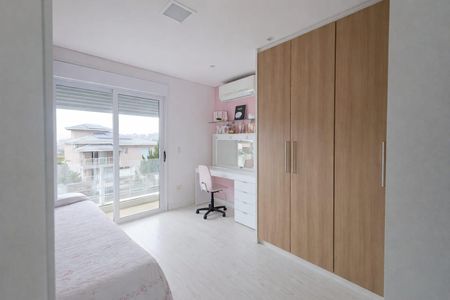 Casa à venda com 400m², 4 quartos e 5 vagas Casa à venda com 400m², 4 quartos e 5 vagasSuíte 3