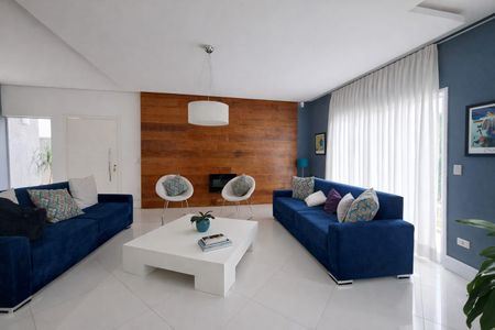 Sala de casa para alugar com 4 quartos, 400m² em City Bussocaba, Osasco