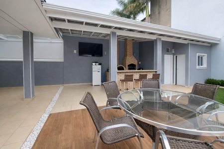 Casa à venda com 400m², 4 quartos e 5 vagas Casa à venda com 400m², 4 quartos e 5 vagasChurrasqueira