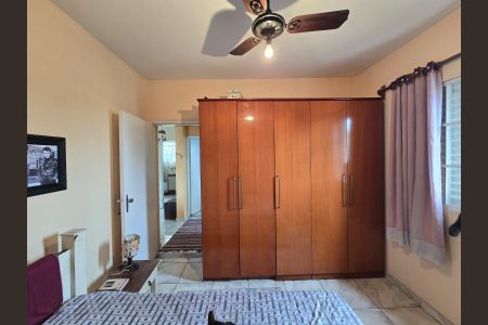 Apartamento para alugar com 69m², 2 quartos e 1 vagaQuarto 01