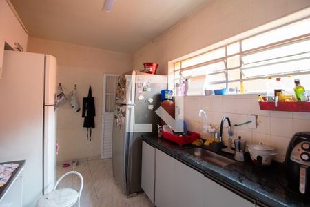Casa à venda com 190m², 3 quartos e 3 vagas Casa à venda com 190m², 3 quartos e 3 vagasCozinha