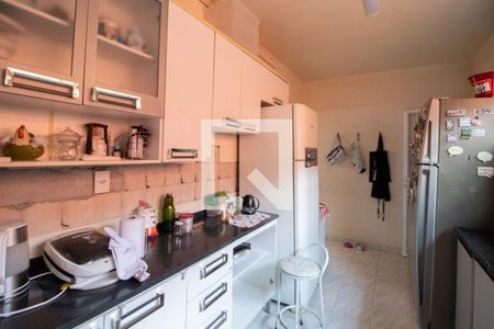 Casa à venda com 190m², 3 quartos e 3 vagas Casa à venda com 190m², 3 quartos e 3 vagasCozinha