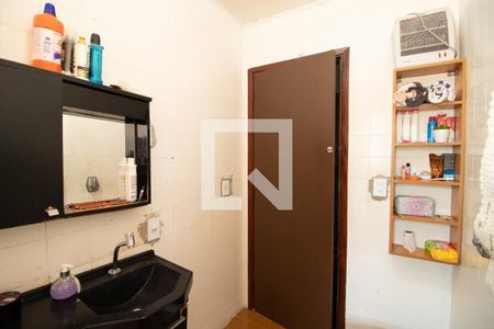 Casa à venda com 190m², 3 quartos e 3 vagas Casa à venda com 190m², 3 quartos e 3 vagasBanheiro