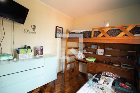 Casa à venda com 190m², 3 quartos e 3 vagas Casa à venda com 190m², 3 quartos e 3 vagasQuarto