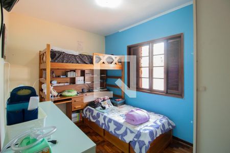 Casa à venda com 190m², 3 quartos e 3 vagas Casa à venda com 190m², 3 quartos e 3 vagasQuarto