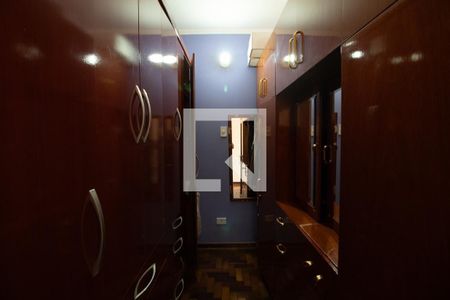 Casa à venda com 190m², 3 quartos e 3 vagas Casa à venda com 190m², 3 quartos e 3 vagasQuarto