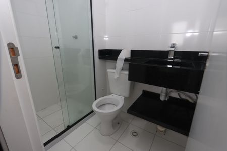 Banheiro da Suíte de apartamento para alugar com 1 quarto, 36m² em Cidade Satelite Santa Barbara, São Paulo