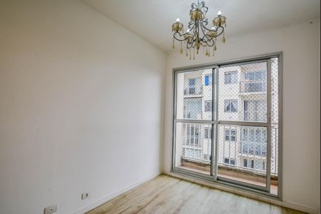 Sala de apartamento para alugar com 2 quartos, 50m² em Vila Homero Thon, Santo André