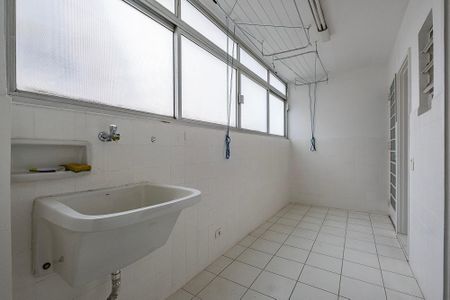 Apartamento à venda com 175m², 3 quartos e 1 vagaÁrea de Serviço