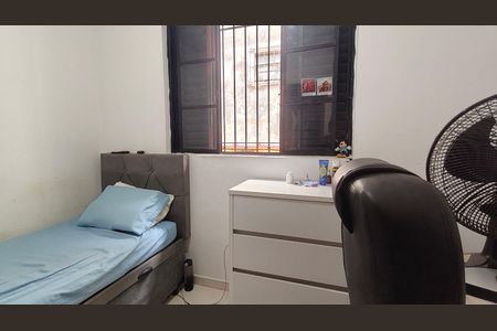 Casa à venda com 114m², 4 quartos e 2 vagas