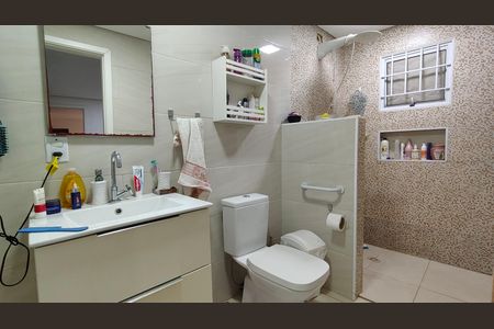 Casa à venda com 114m², 4 quartos e 2 vagas