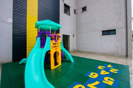 Apartamento à venda com 90m², 3 quartos e 2 vagasÁrea comum - Playground