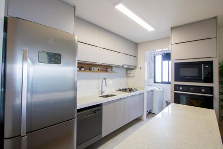 Apartamento à venda com 90m², 3 quartos e 2 vagasCozinha