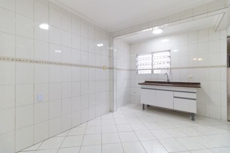 Casa à venda com 124m², 4 quartos e 2 vagas Casa à venda com 124m², 4 quartos e 2 vagasCozinha
