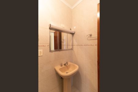 Casa à venda com 124m², 4 quartos e 2 vagas Casa à venda com 124m², 4 quartos e 2 vagasBanheiro 2