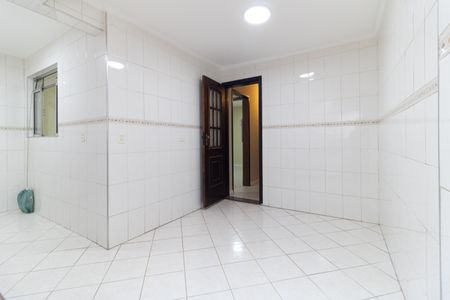 Casa à venda com 124m², 4 quartos e 2 vagas Casa à venda com 124m², 4 quartos e 2 vagasCozinha