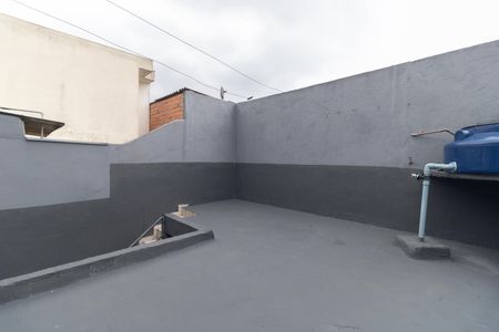 Casa à venda com 124m², 4 quartos e 2 vagas Casa à venda com 124m², 4 quartos e 2 vagasQuintal