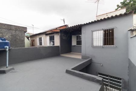 Casa à venda com 124m², 4 quartos e 2 vagas Casa à venda com 124m², 4 quartos e 2 vagasQuintal