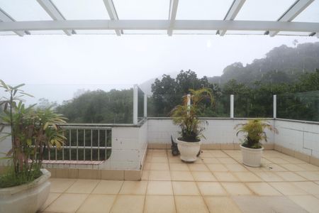 Apartamento para alugar com 150m², 3 quartos e 1 vaga Apartamento para alugar com 150m², 3 quartos e 1 vagaVaranda