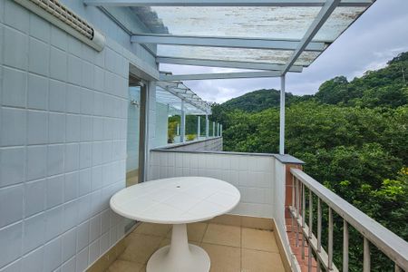 varanda de apartamento para alugar com 2 quartos, 150m² em Jardim Tres Marias, Guarujá