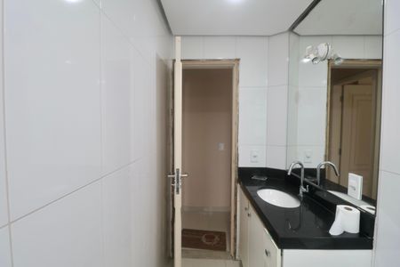 Apartamento para alugar com 150m², 3 quartos e 1 vaga Apartamento para alugar com 150m², 3 quartos e 1 vagaBanheiro Social